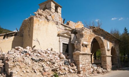 I lavori eseguiti dai privati per la ricostruzione a seguito del terremoto del 2016 non sono pubblici